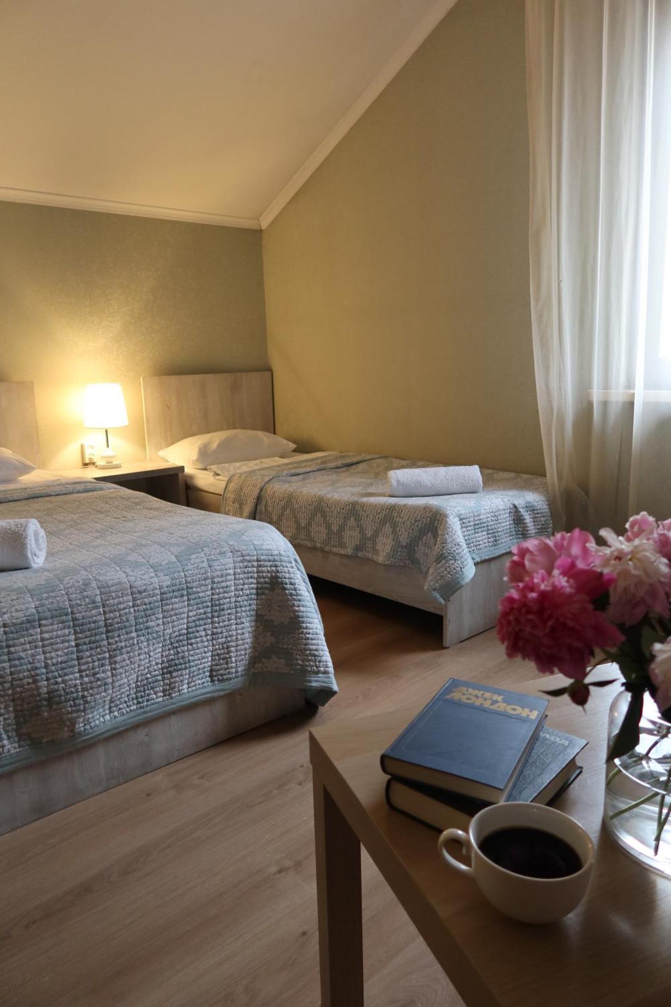 Lavitor hotel Bishkek Esterno foto