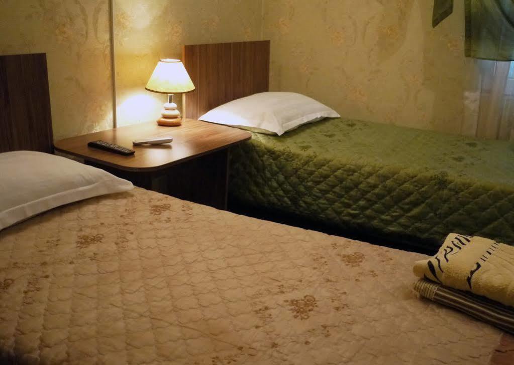 Lavitor hotel Bishkek Esterno foto