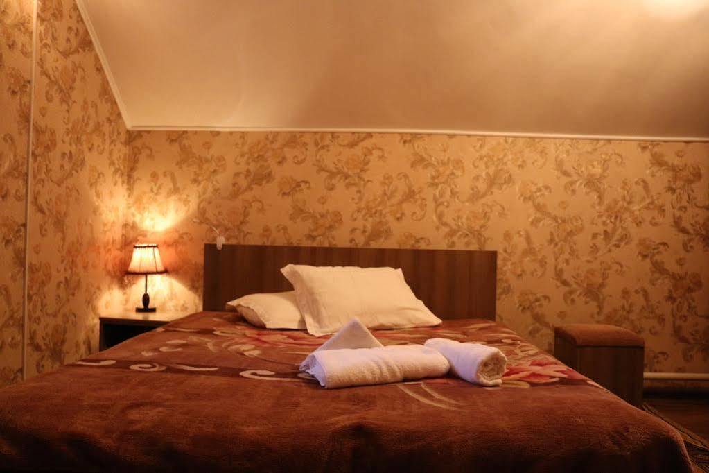 Lavitor hotel Bishkek Esterno foto