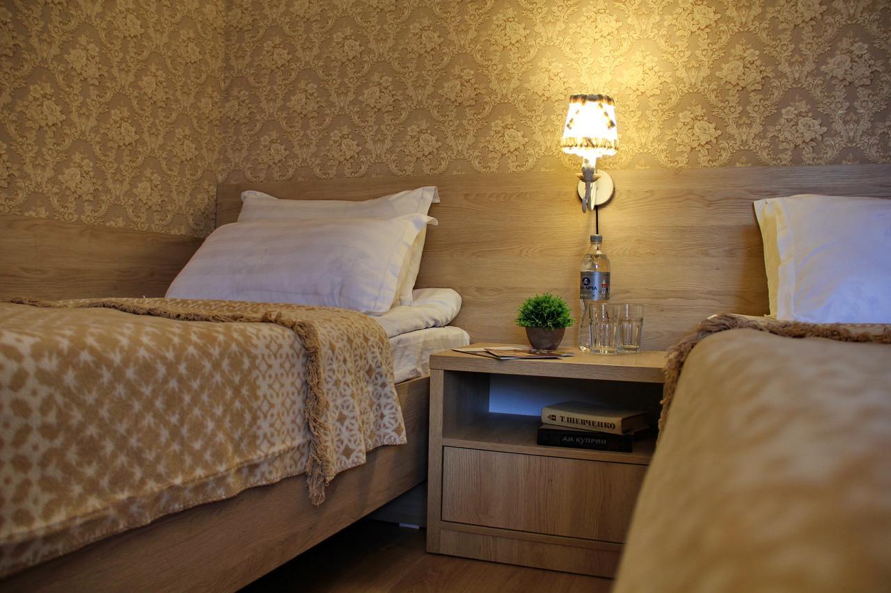 Lavitor hotel Bishkek Esterno foto
